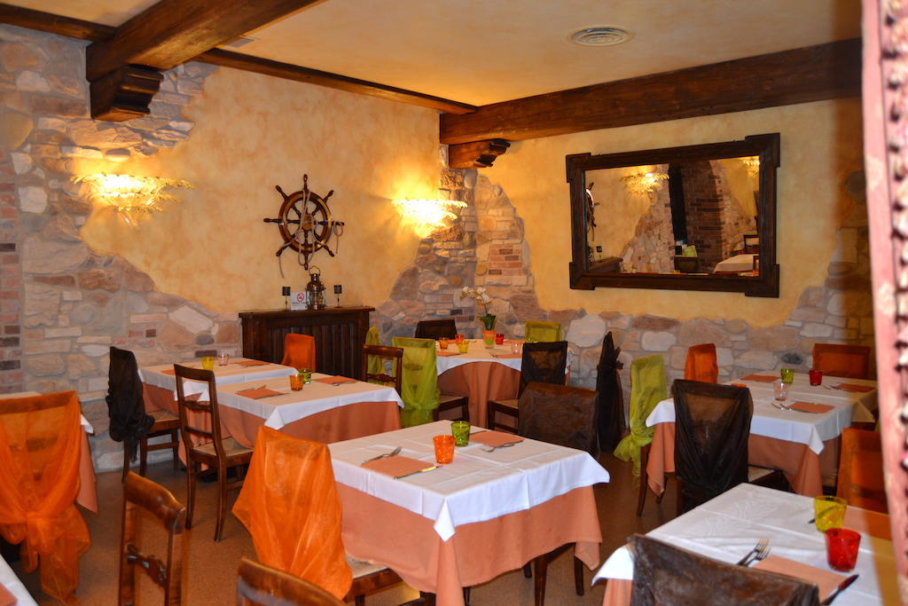 Locanda Ferrari Goro Exterior foto